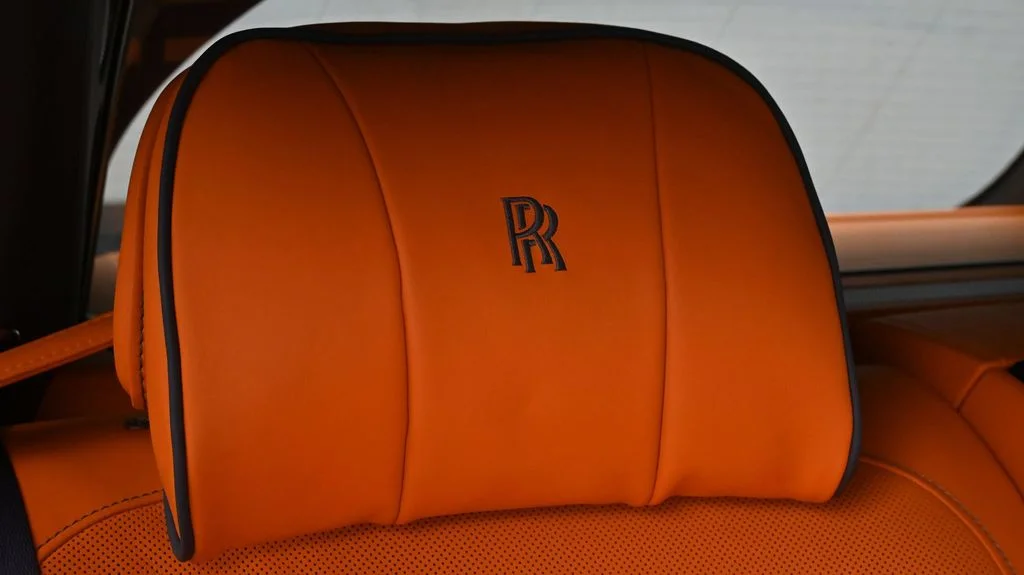 Certified Used 2023  Rolls-Royce Black Badge image 18