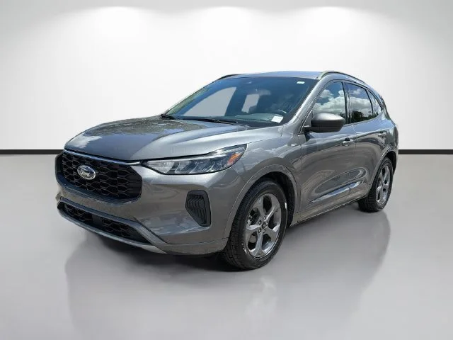 Used 2023 Carbonized Gray Metallic Ford ST-Line image 7