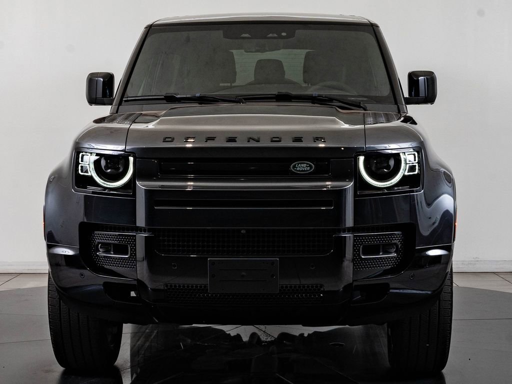 Used 2023 Carpathian Gray Premium Metallic Land Rover V8 image 2