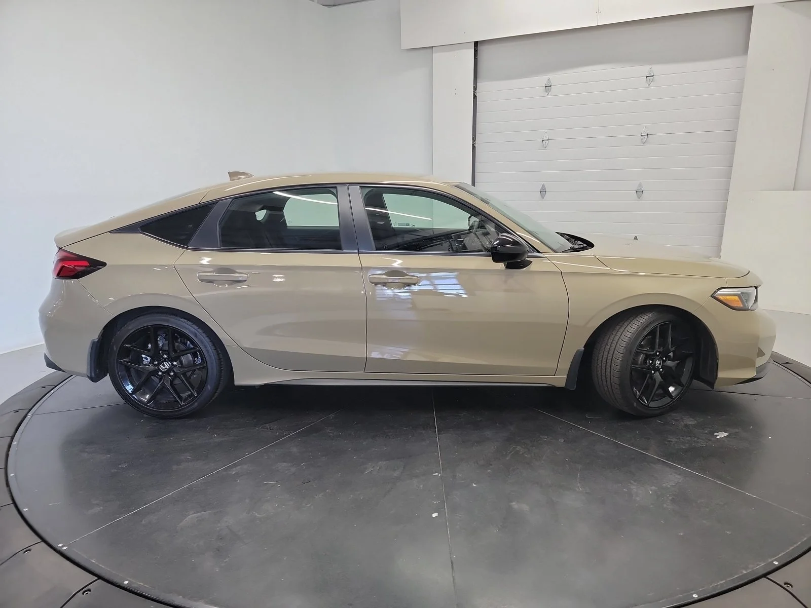 Certified Used 2025 Sand Dune Pearl Honda Sport image 11