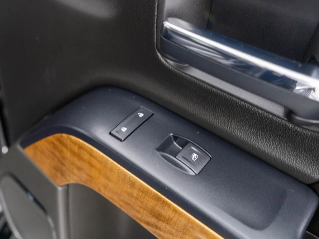Used 2017 Black Chevrolet LTZ image 9