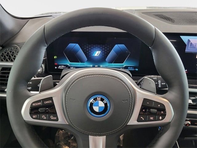 Used 2026 Alpine White BMW xDrive50e image 9