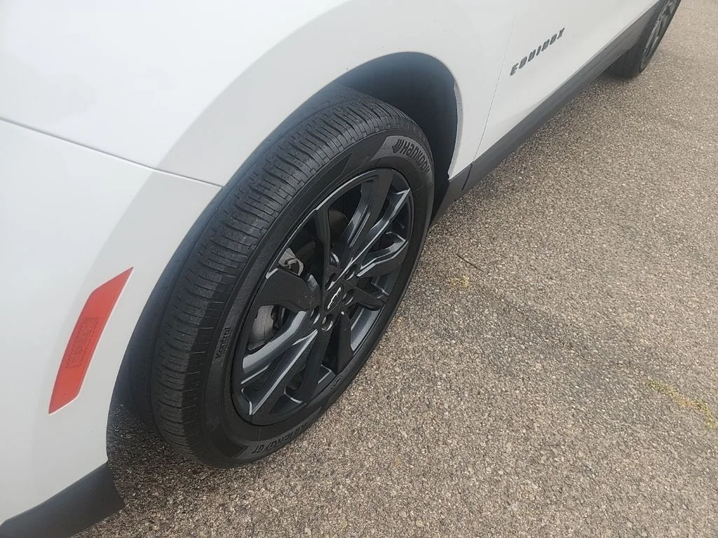 Used 2023 White Chevrolet RS image 8