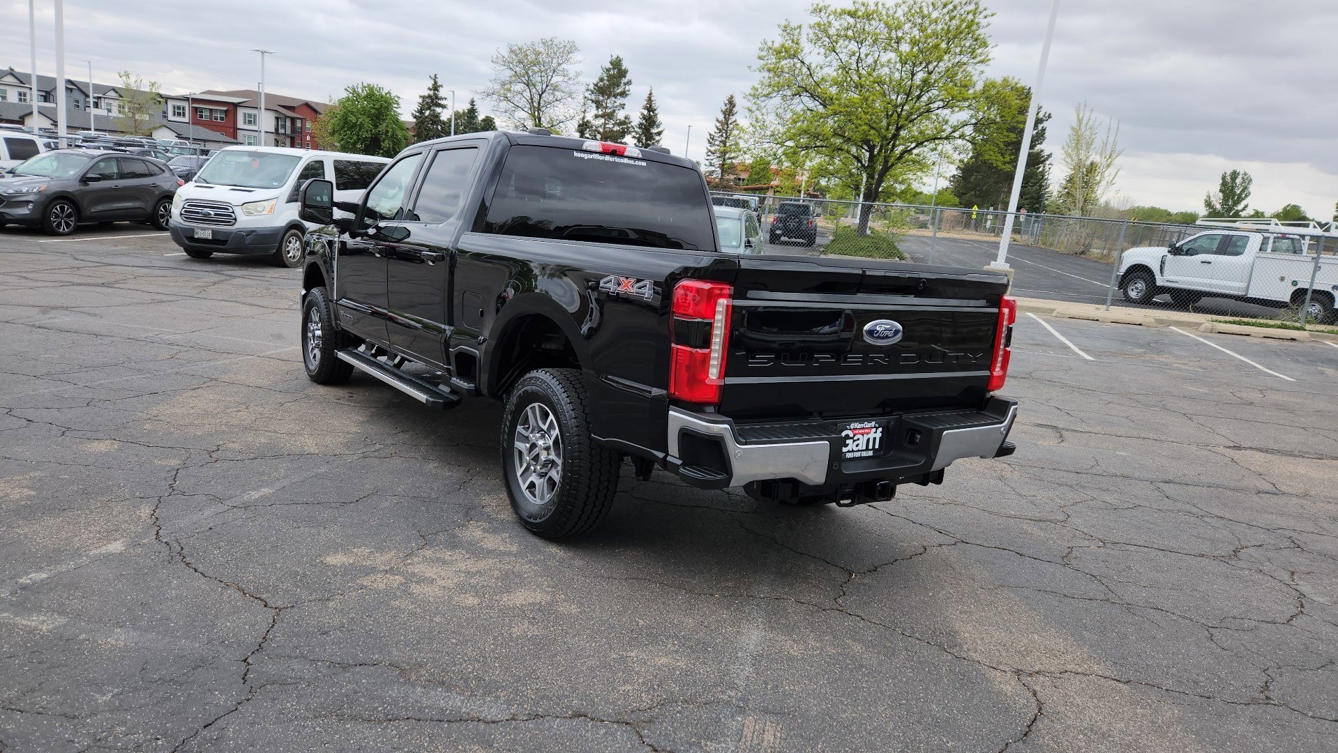 Used 2025 Black Metallic Ford LARIAT image 10