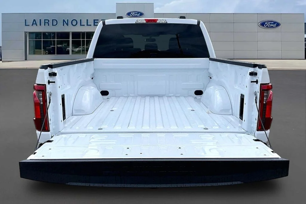 New 2026 White Ford XLT image 16