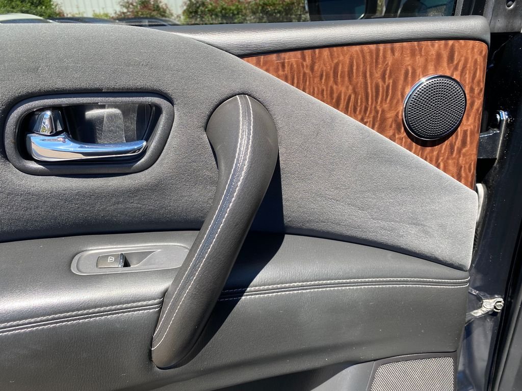 Used 2018 Blue Nissan SV image 23