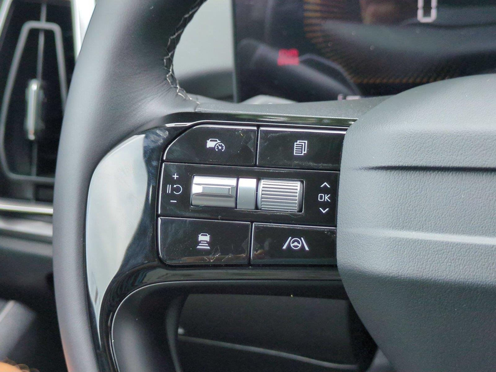 New 2026 Ivory Silver Kia S image 20