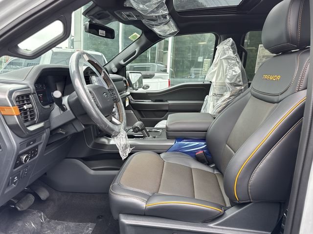 New 2026 White Ford Tremor image 20