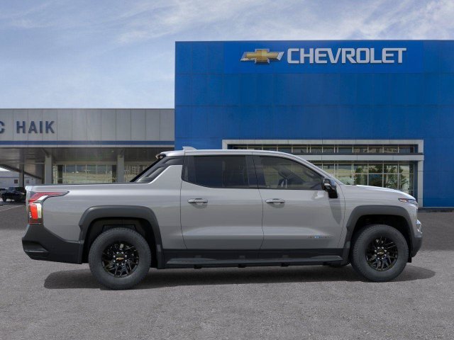 2026 Chevrolet Silverado EV photo 5 of 32
