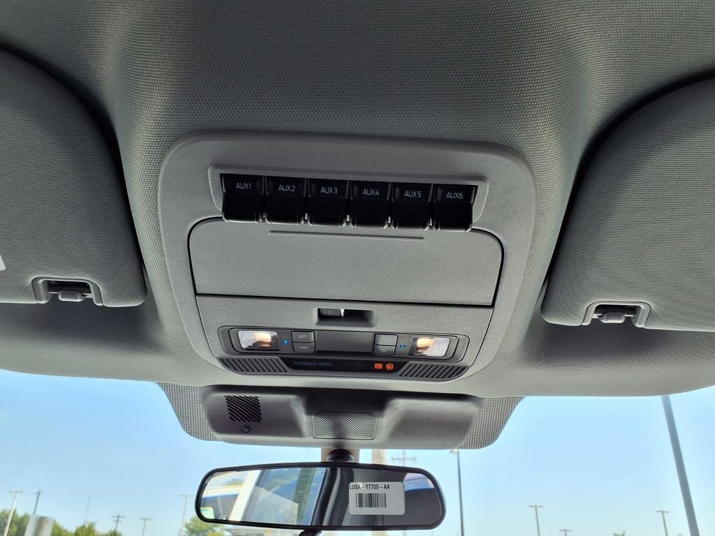 New 2026 Oxford White Ford F-250® XL image 19