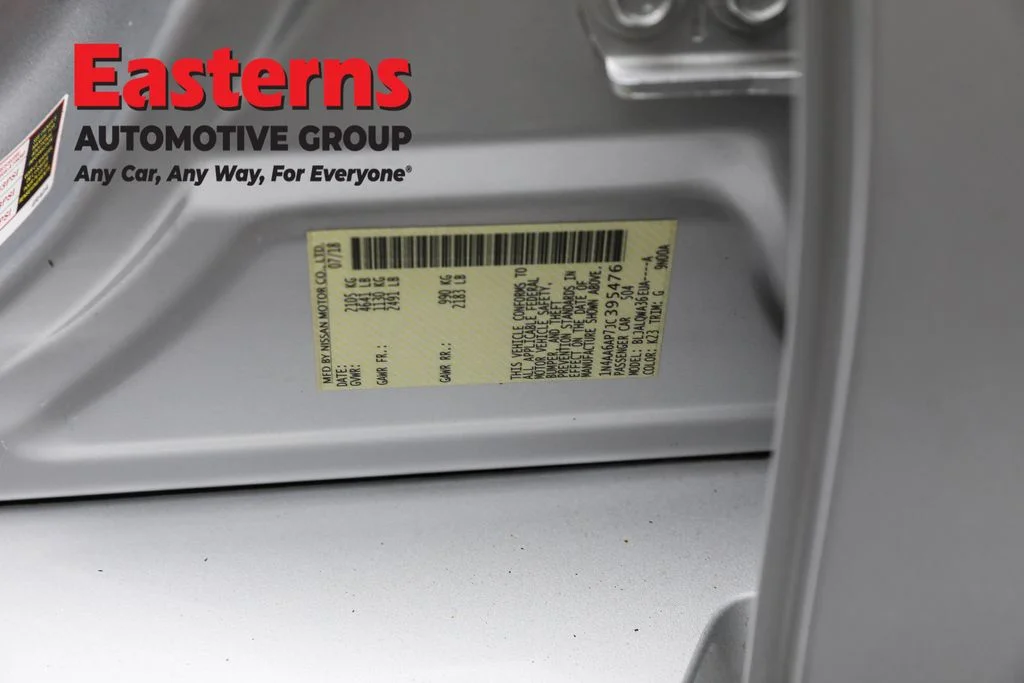 Used 2018 Silver Nissan 3.5 S image 35