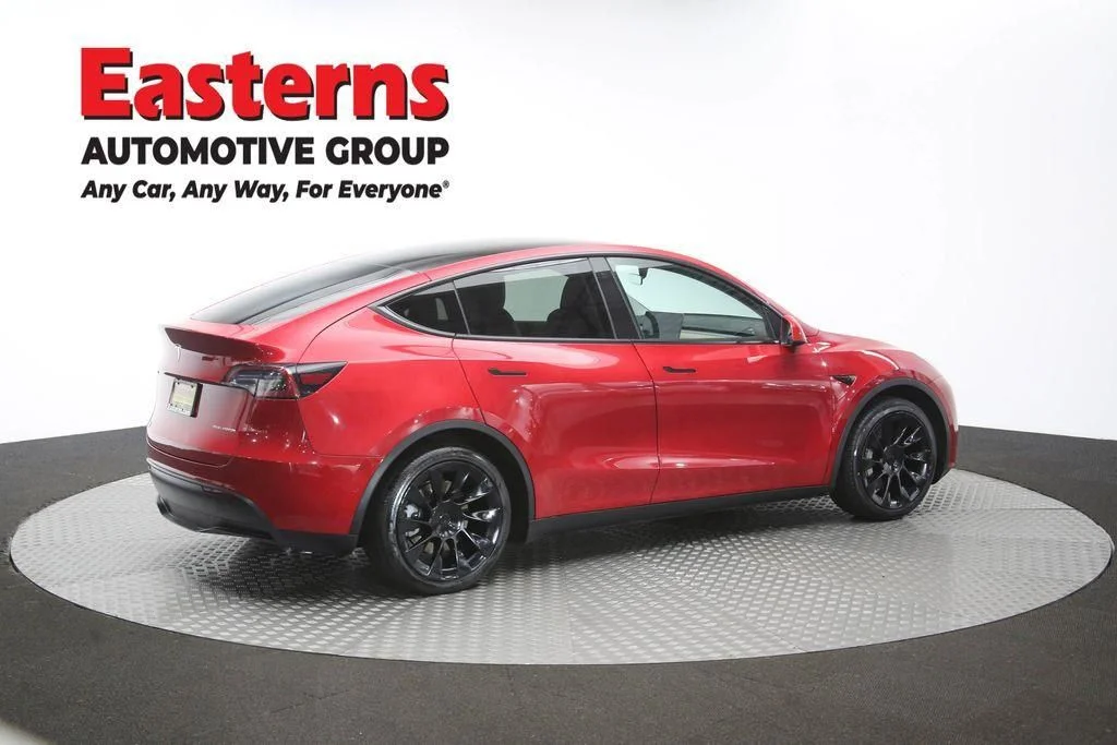 Used 2021 Red Tesla Long Range image 40