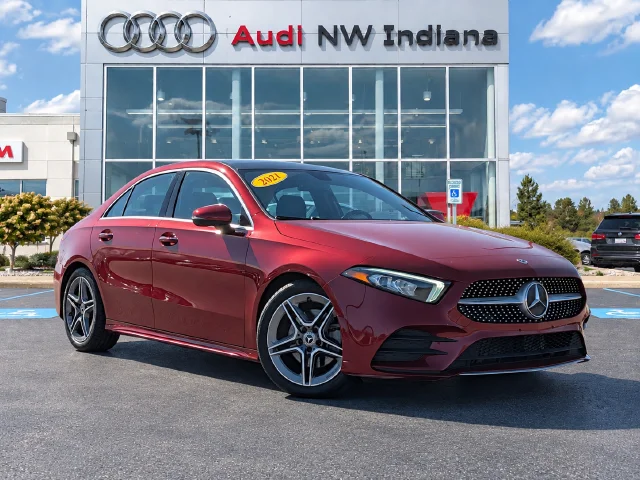 Used 2021  Mercedes-Benz A 220 image 1