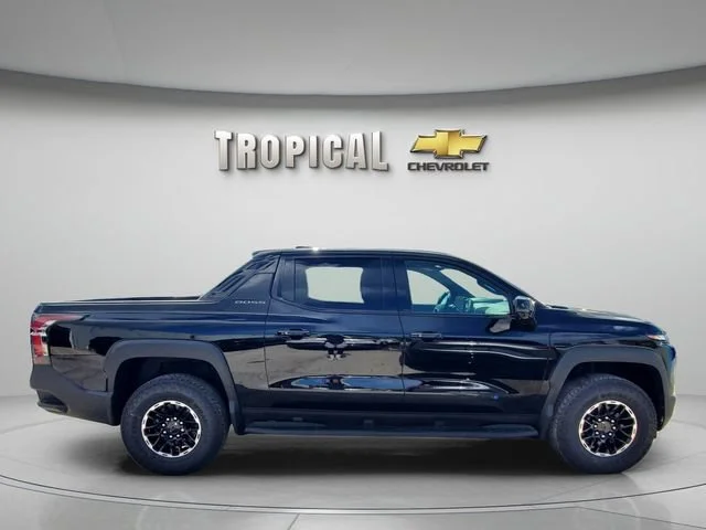 New 2026 Black Chevrolet Trail Boss - Extended Range image 6