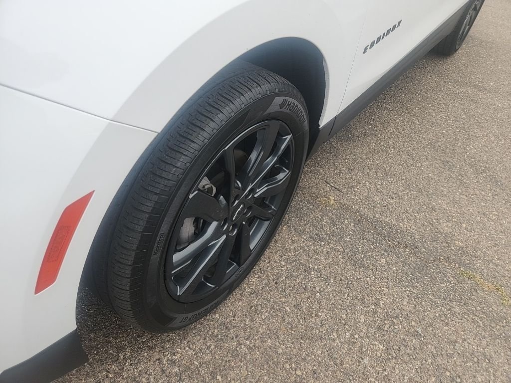 Used 2023 White Chevrolet RS image 8