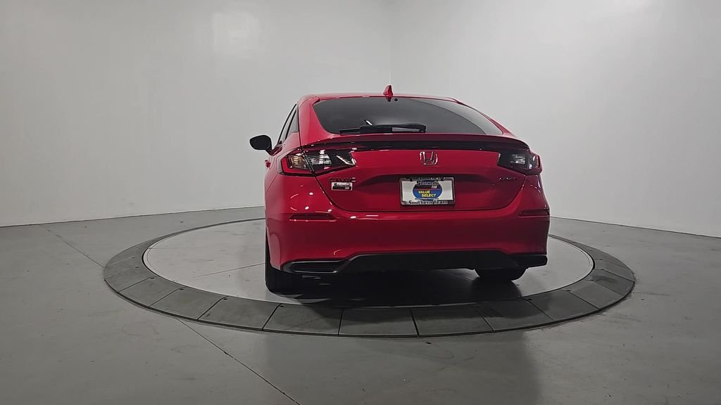 Used 2025  Honda Sport image 4