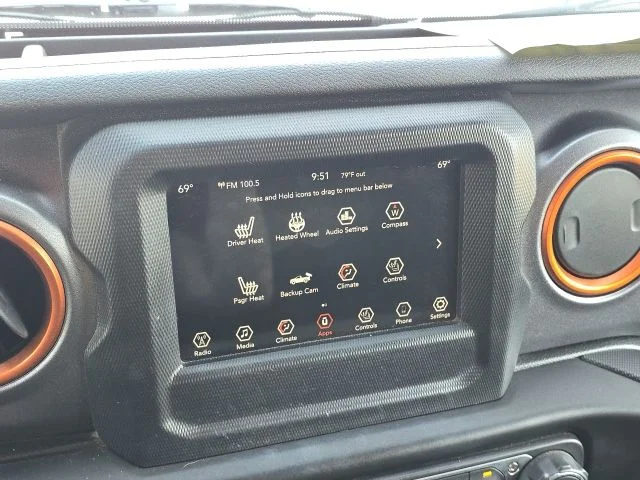 Used 2020 Silver Jeep Mojave image 33