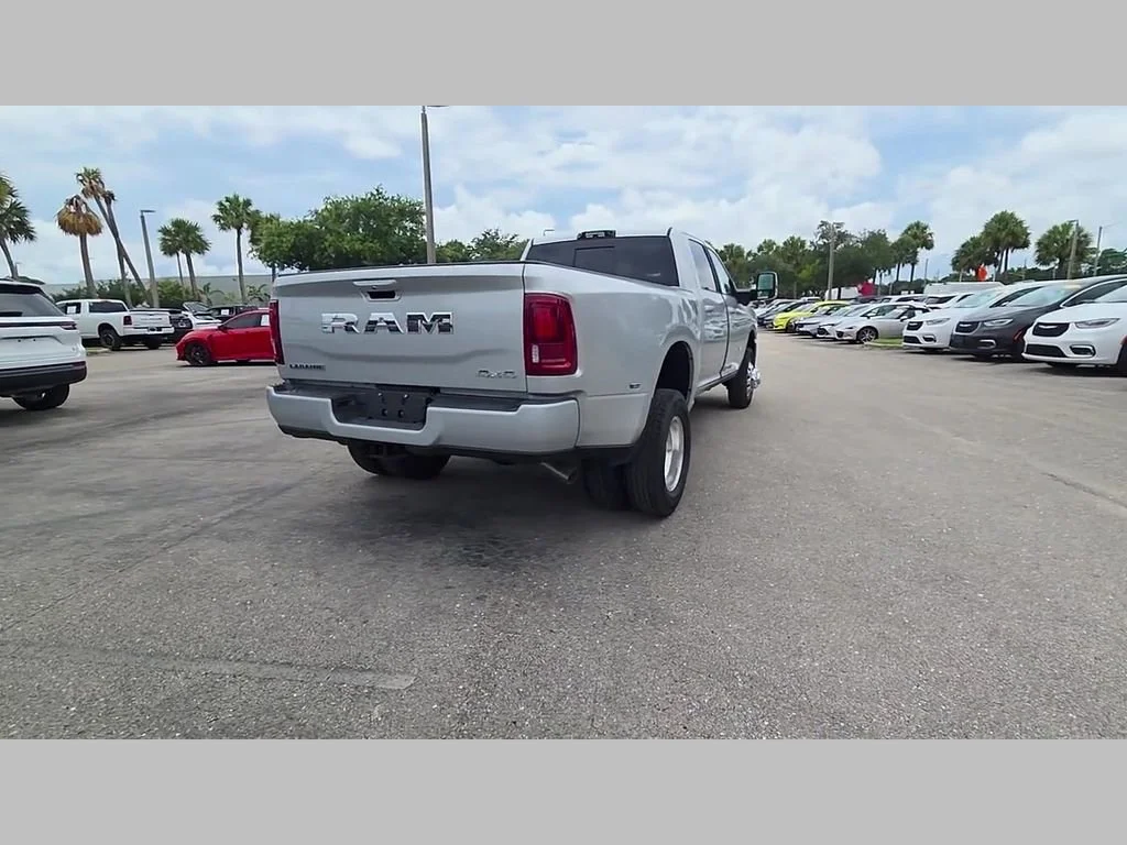 New 2026 Silver-Zynith Exterior Paint RAM Laramie image 28