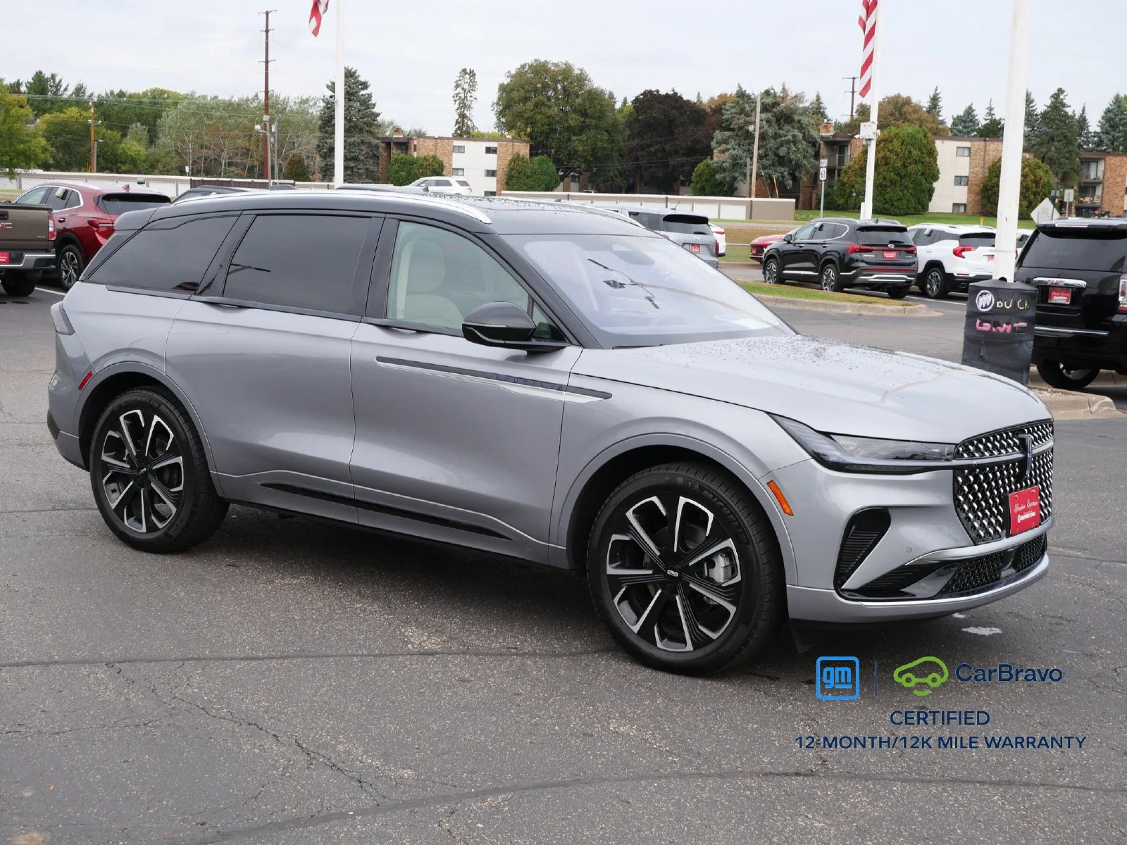 Used 2025 Lincoln Nautilus Reserve with VIN 5LMPJ8K49SJ931449 for sale in Saint Paul, Minnesota