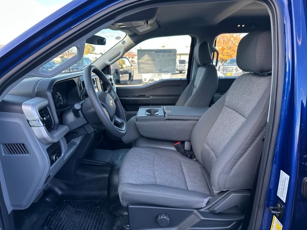 2026 Ford F-350 Super Duty XL - Photo 11