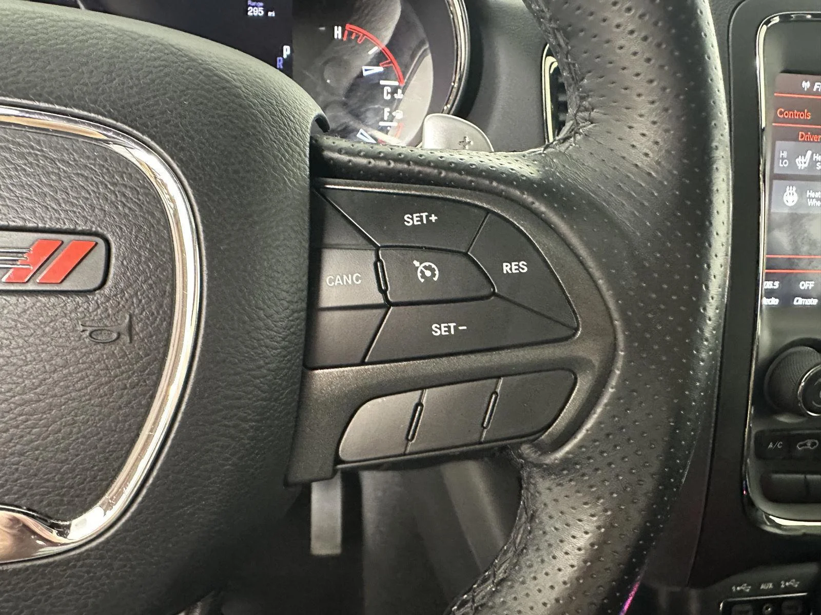 Used 2020 Granite Crystal Metallic Dodge R/T image 34