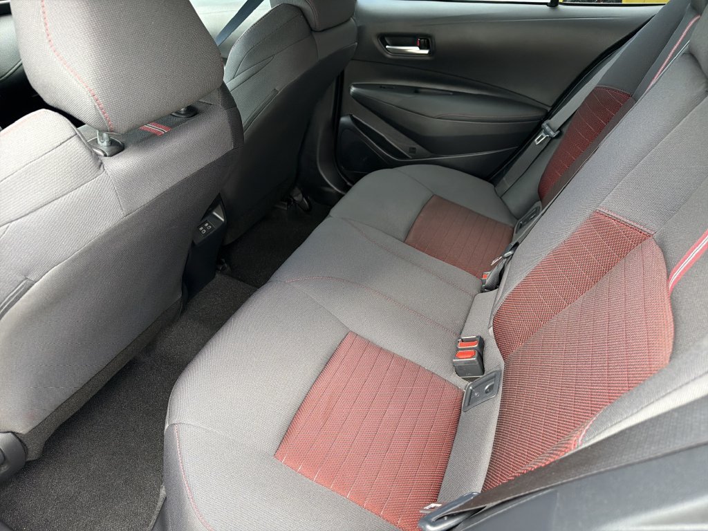 2023 Toyota Corolla SE - Photo 17