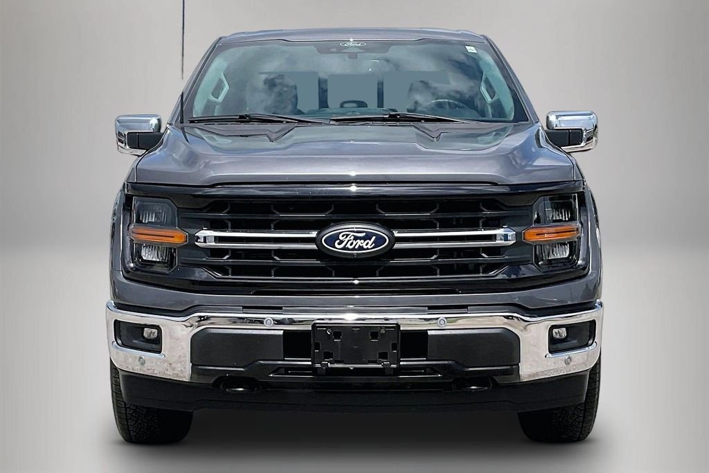 Used 2024 Gray Ford XLT image 3
