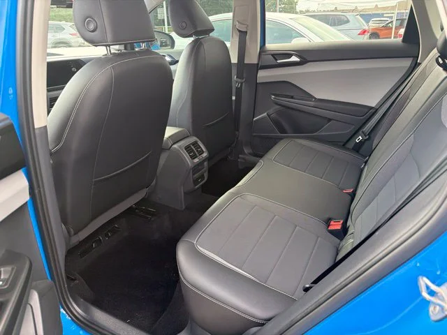 Used 2023 Blue Volkswagen 1.5T SE image 11