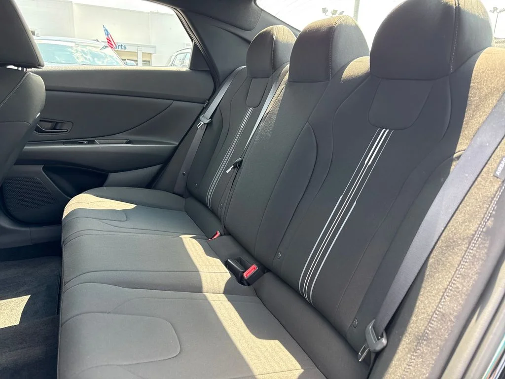 Used 2026 Black Hyundai SEL Sport image 20
