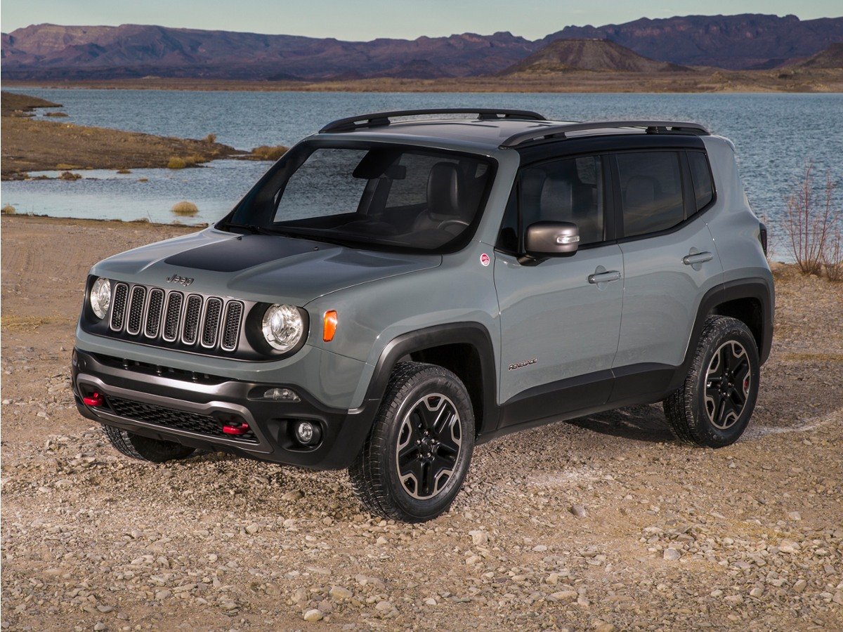 Used 2017 Glacier Metallic Jeep Trailhawk image 1
