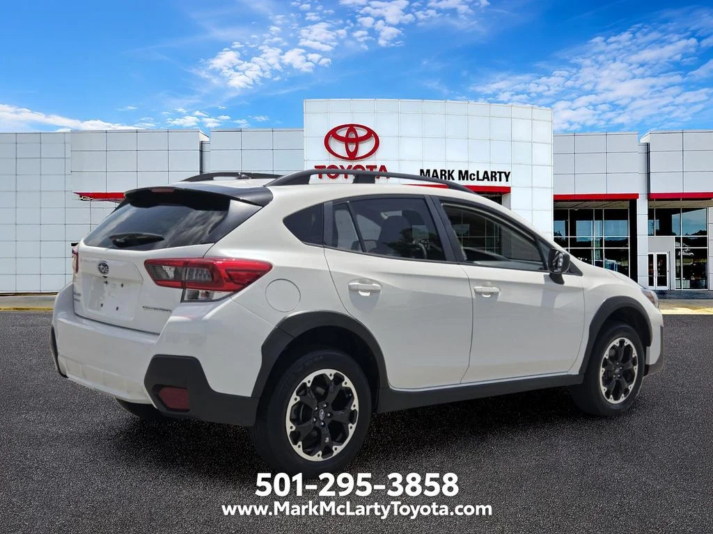 Used 2023 White Subaru Base image 5