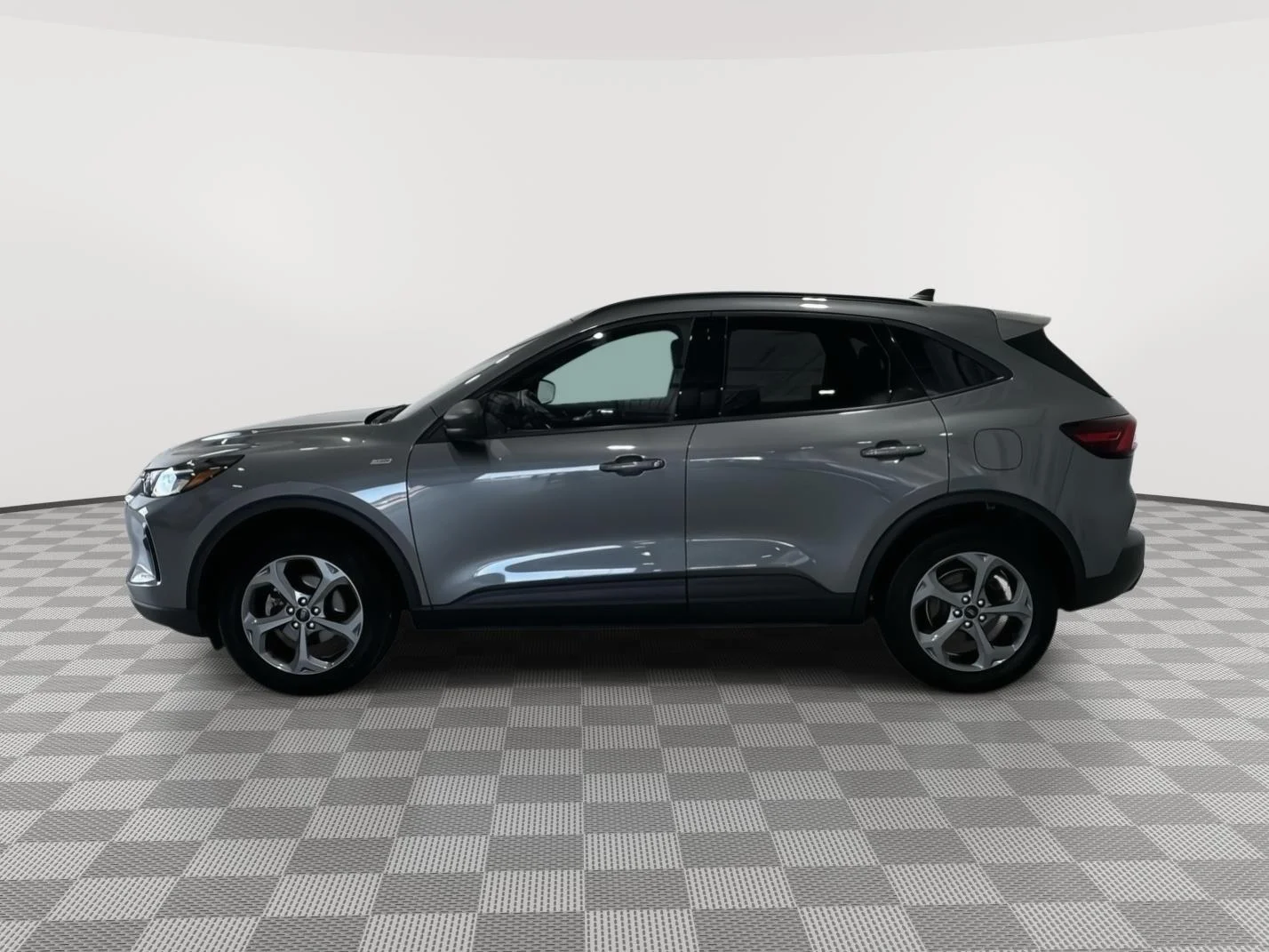 Used 2025 Ford Escape ST-Line with VIN 1FMCU9MN4SUA04748 for sale in Alexandria, Minnesota