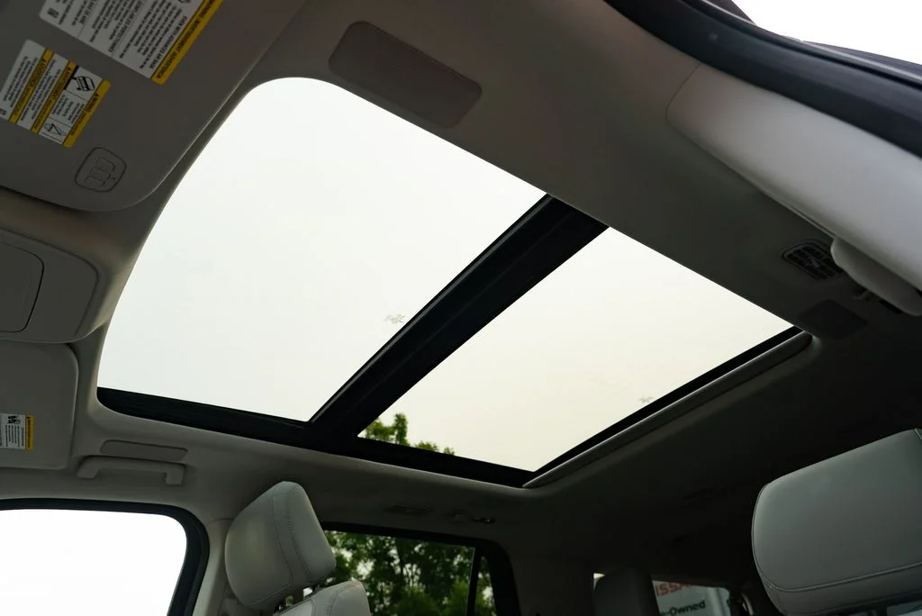 Used 2025 Black Ford Platinum image 19