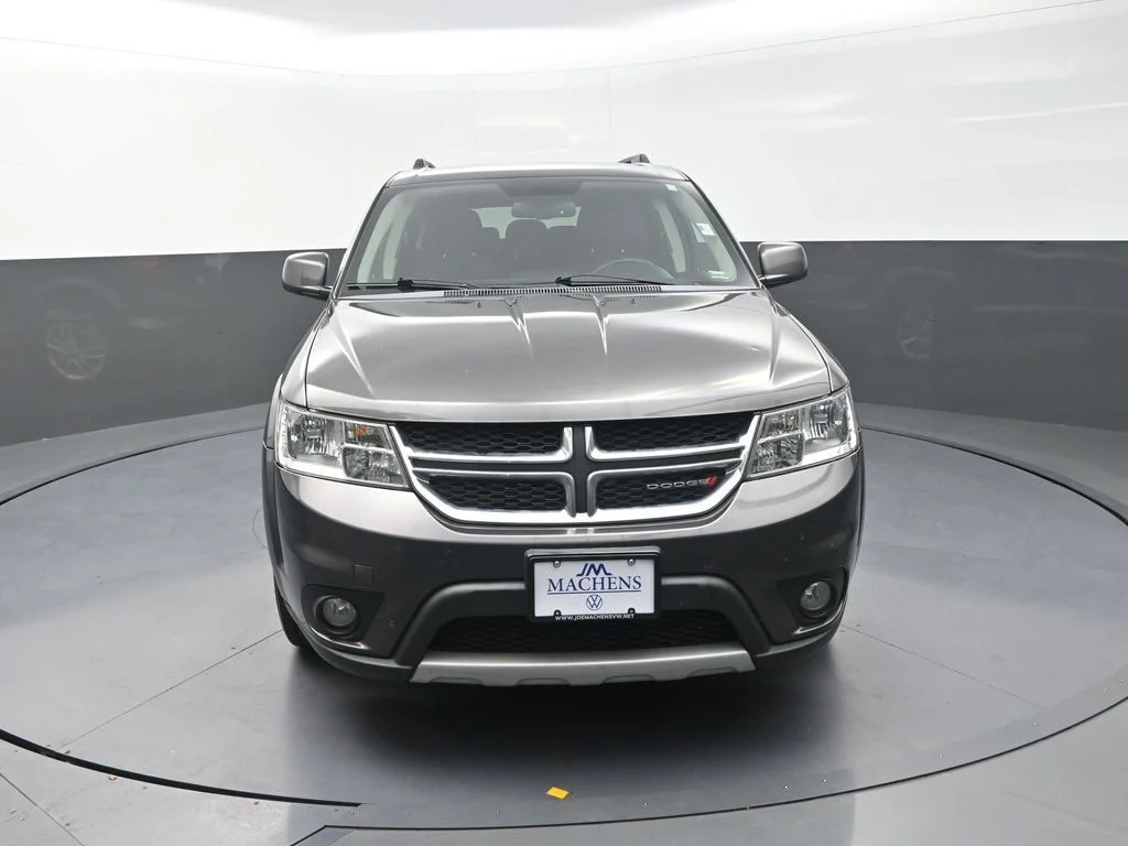 Used 2016 Dodge Journey SXT with VIN 3C4PDDBG9GT200537 for sale in Columbia, MO