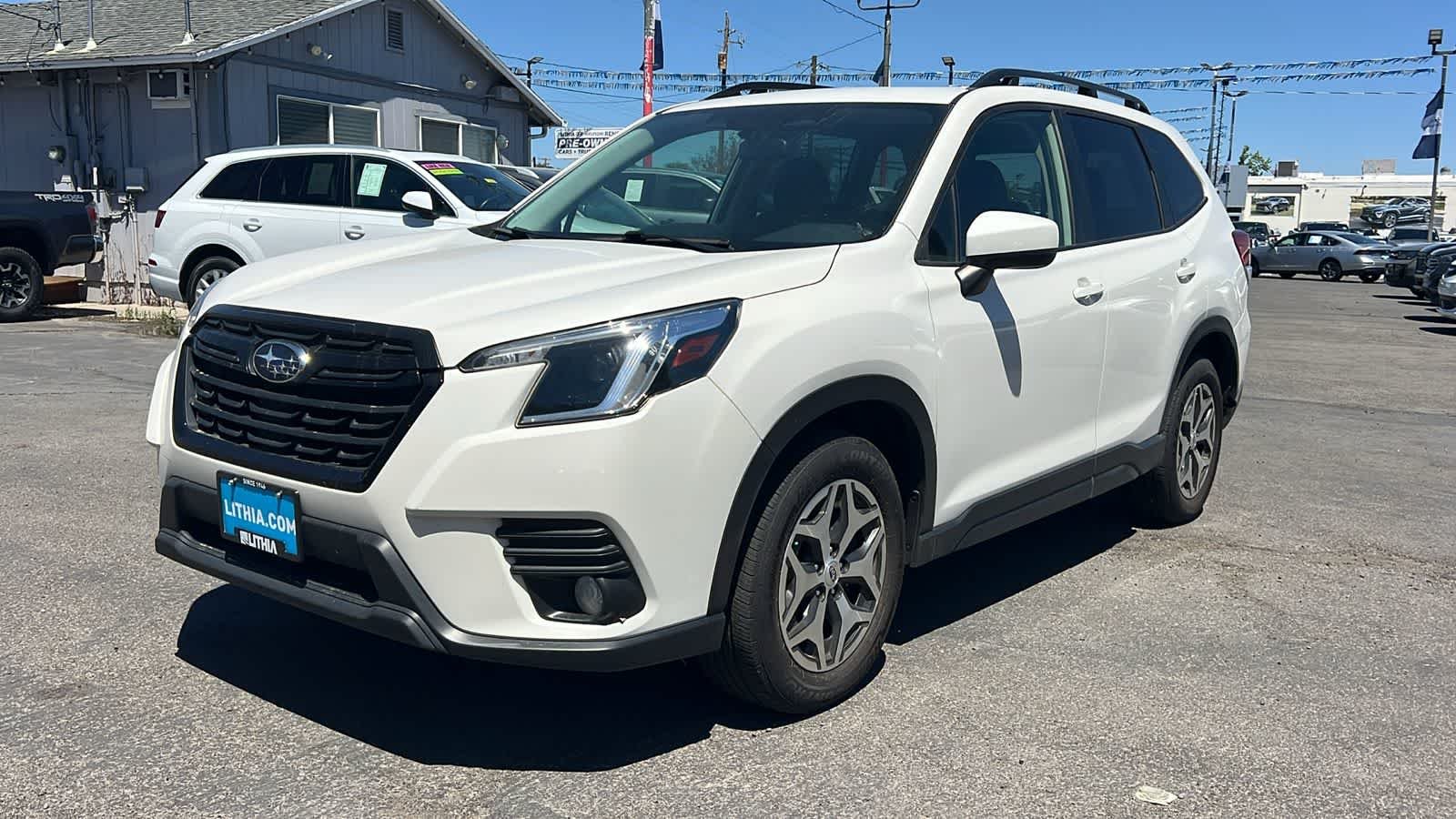2022 Subaru Forester Premium's photo