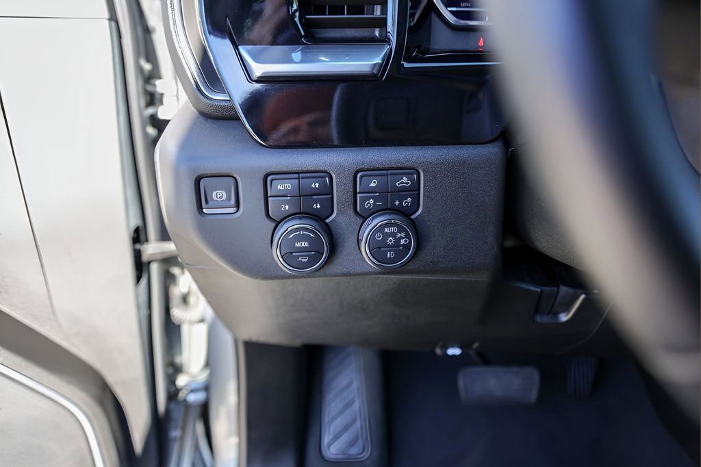 2025 Chevrolet Silverado 2500HD LTZ - Photo 25