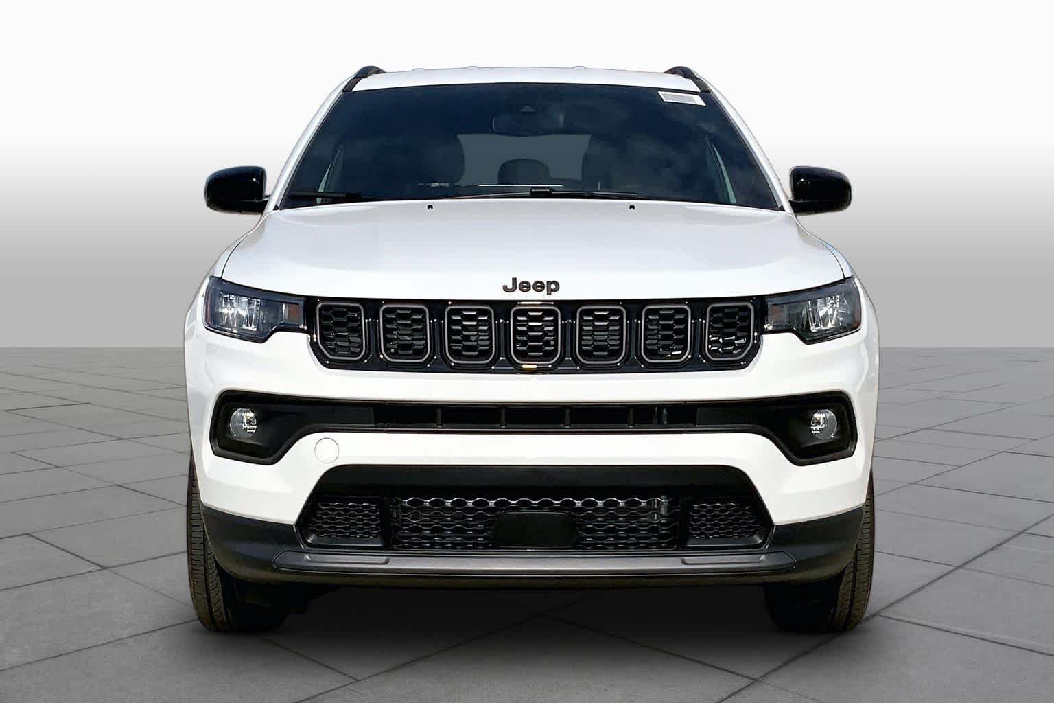 New 2026 Bright White Clearcoat Jeep Latitude Altitude image 3
