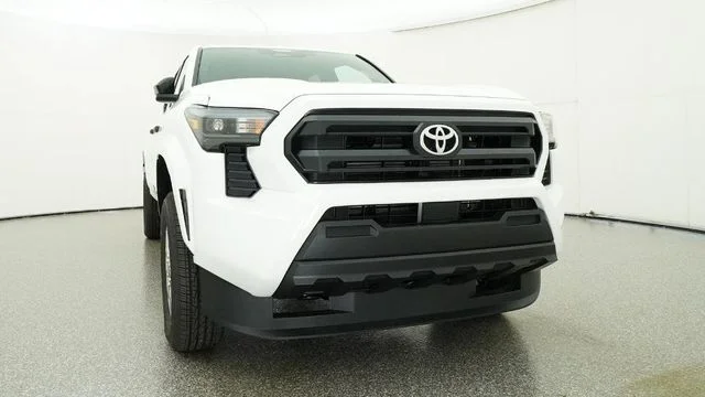 New 2026 White Toyota SR image 19