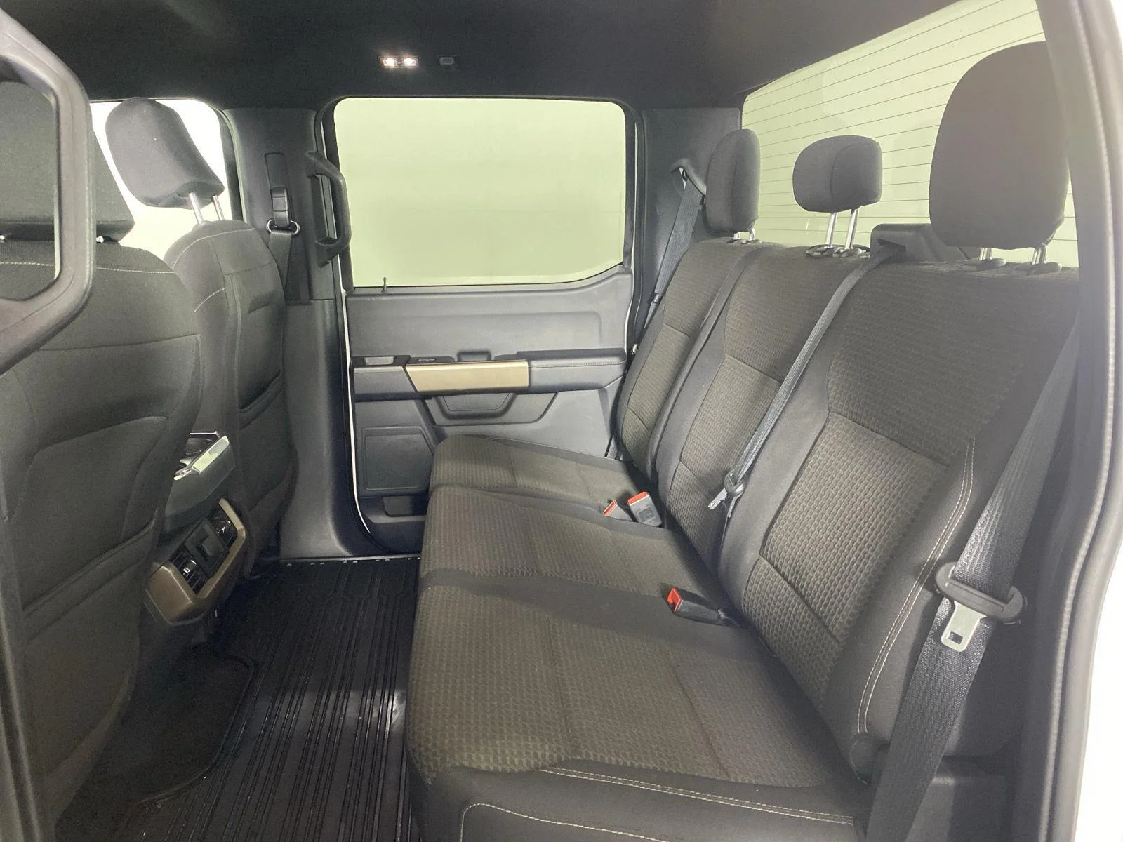 Used 2023 Oxford White Ford XL image 30
