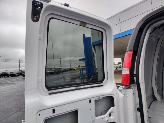 2025 Chevrolet Express Cargo Work Van - Photo 21