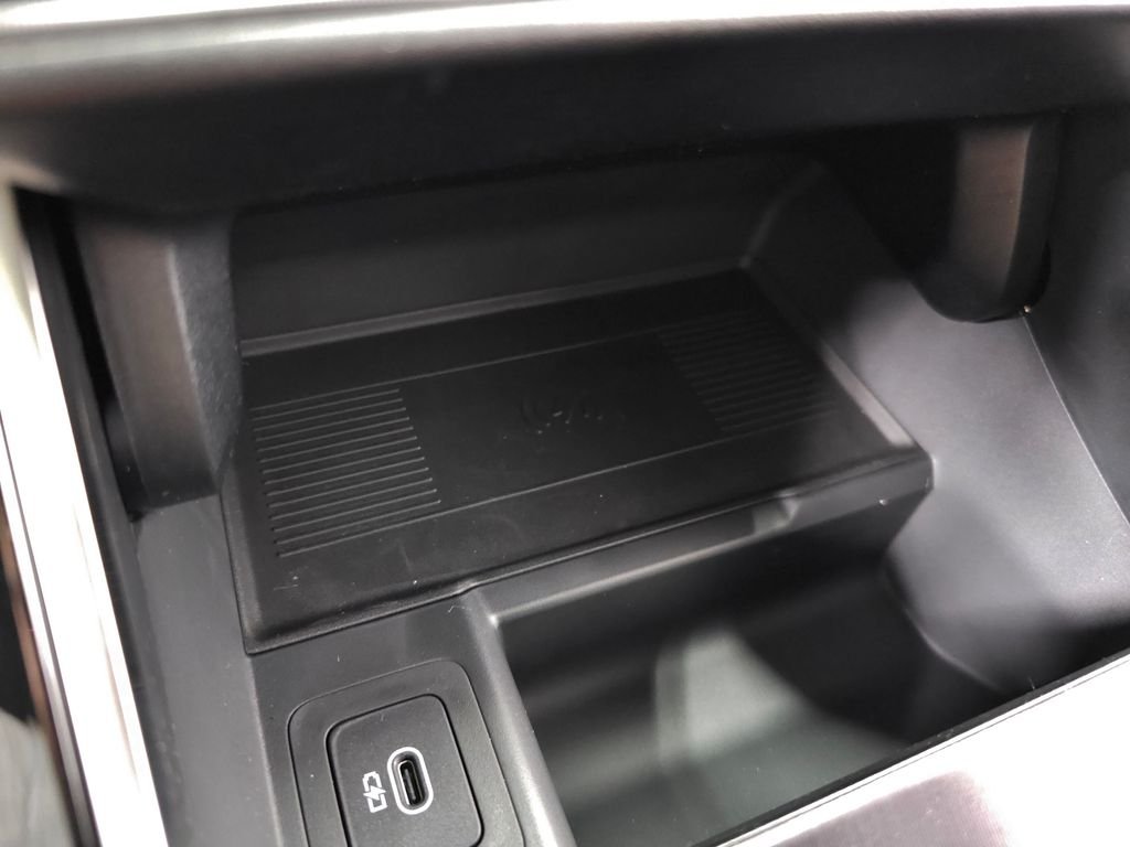 New 2026 Carpathian Grey Land Rover Belgravia Edition Satin image 32