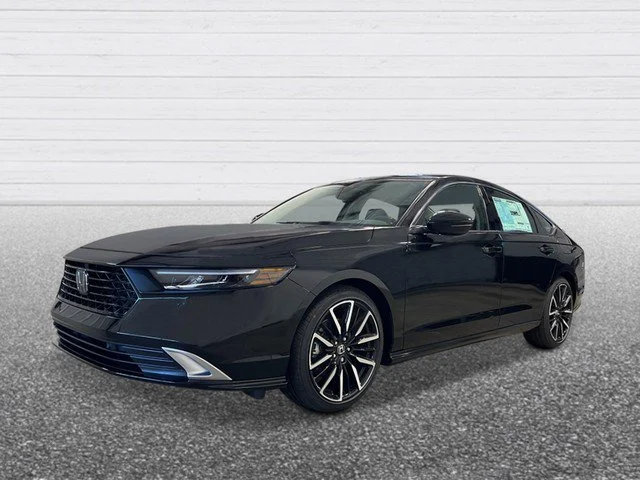 New 2026 Black Honda Touring image 2