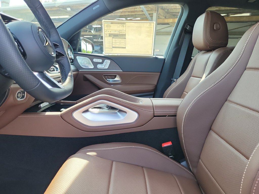 New 2027 MANUFAKTUR Patagonia Red Metallic Mercedes-Benz GLE 450 image 18