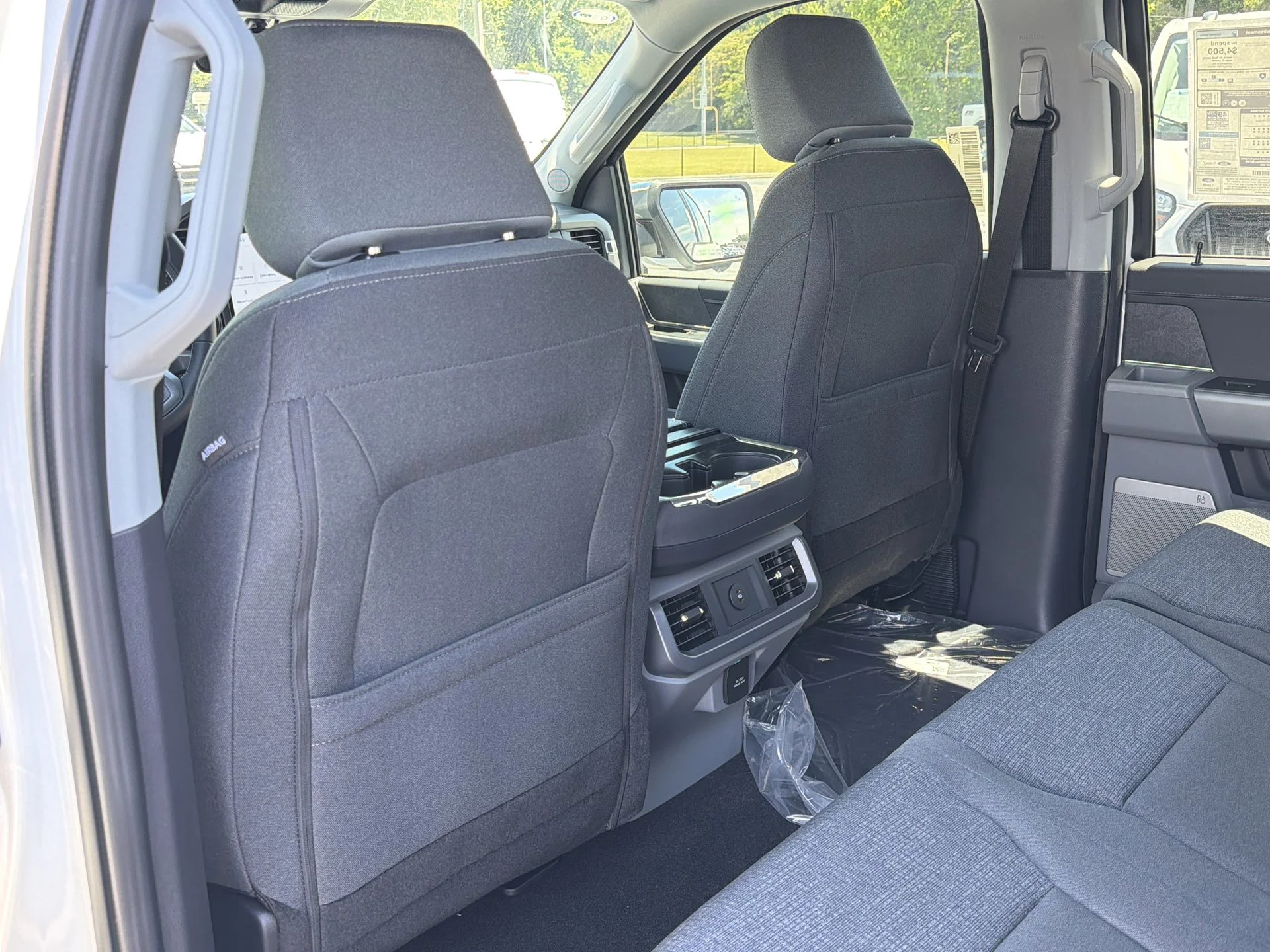 New 2026 Oxford White Ford XLT image 28