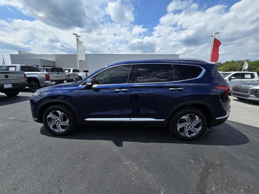 Used 2023 Blue Hyundai SEL image 4