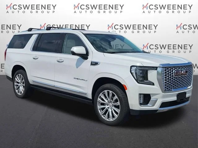 Used 2023 White Frost Tricoat GMC Denali image 7