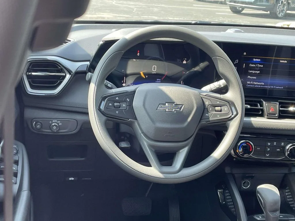 New 2026 Mosaic Black Metallic Chevrolet LT image 15