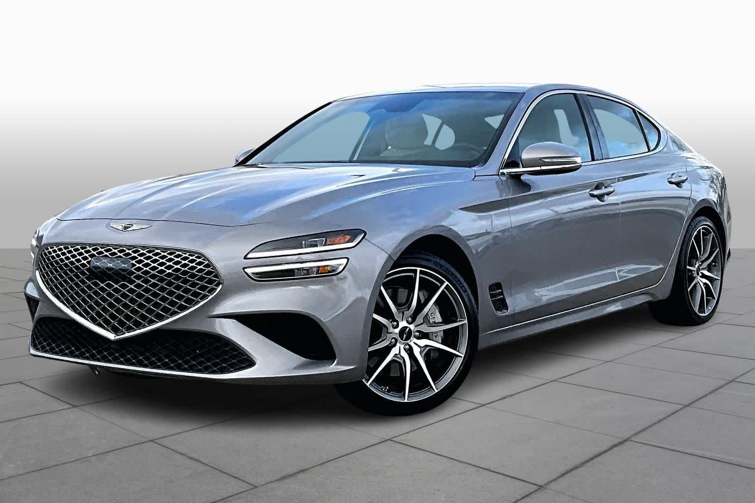 2025 Genesis G70 2.5T Standard's photo