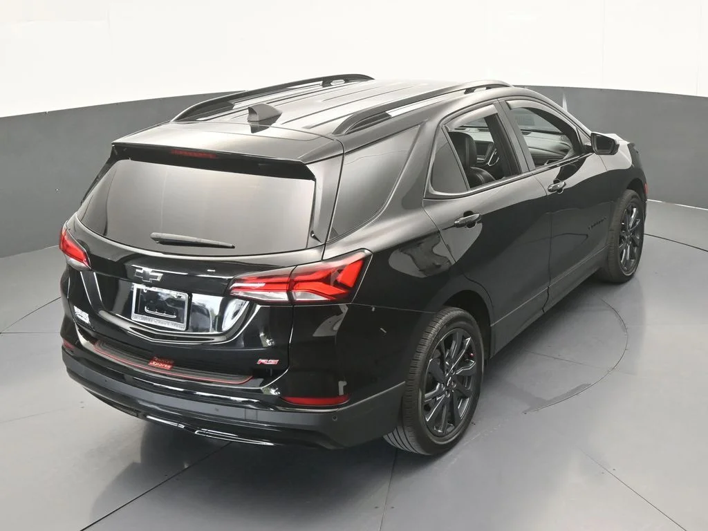 Used 2024 Mosaic Black Metallic Chevrolet RS image 41