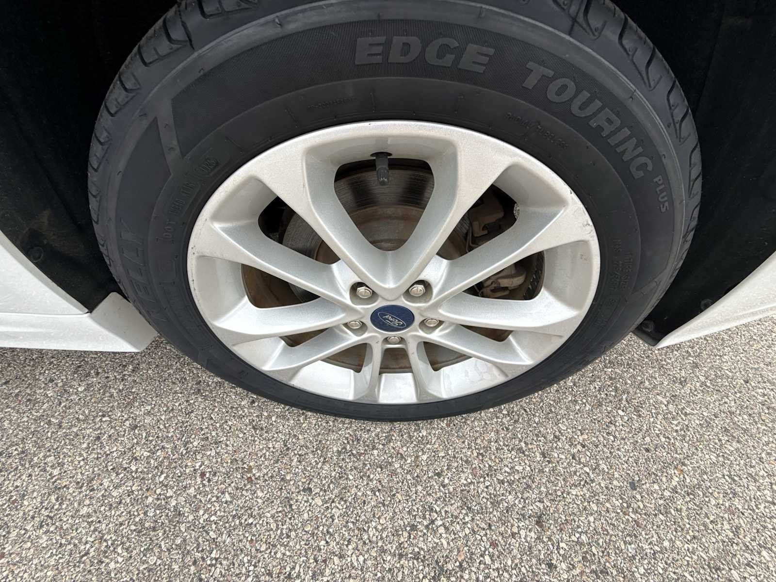 Used 2019 White Ford Titanium image 31